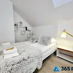Apartment 365pam - Mundo W Centrum Kolobrzegu Z Garazem Kolberg