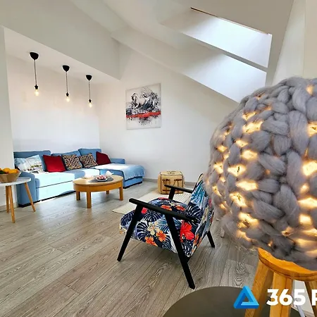 365pam - Mundo W Centrum Kolobrzegu Z Garazem